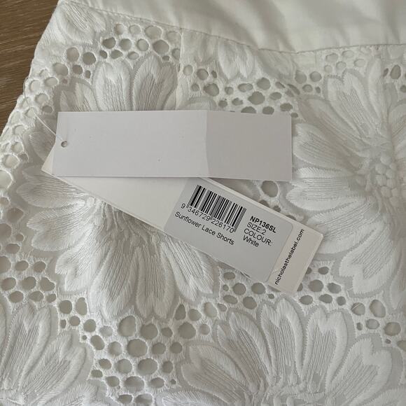n/nicholas White Sunflower Lace Shorts sz 2 NWT - Picture 3 of 4
